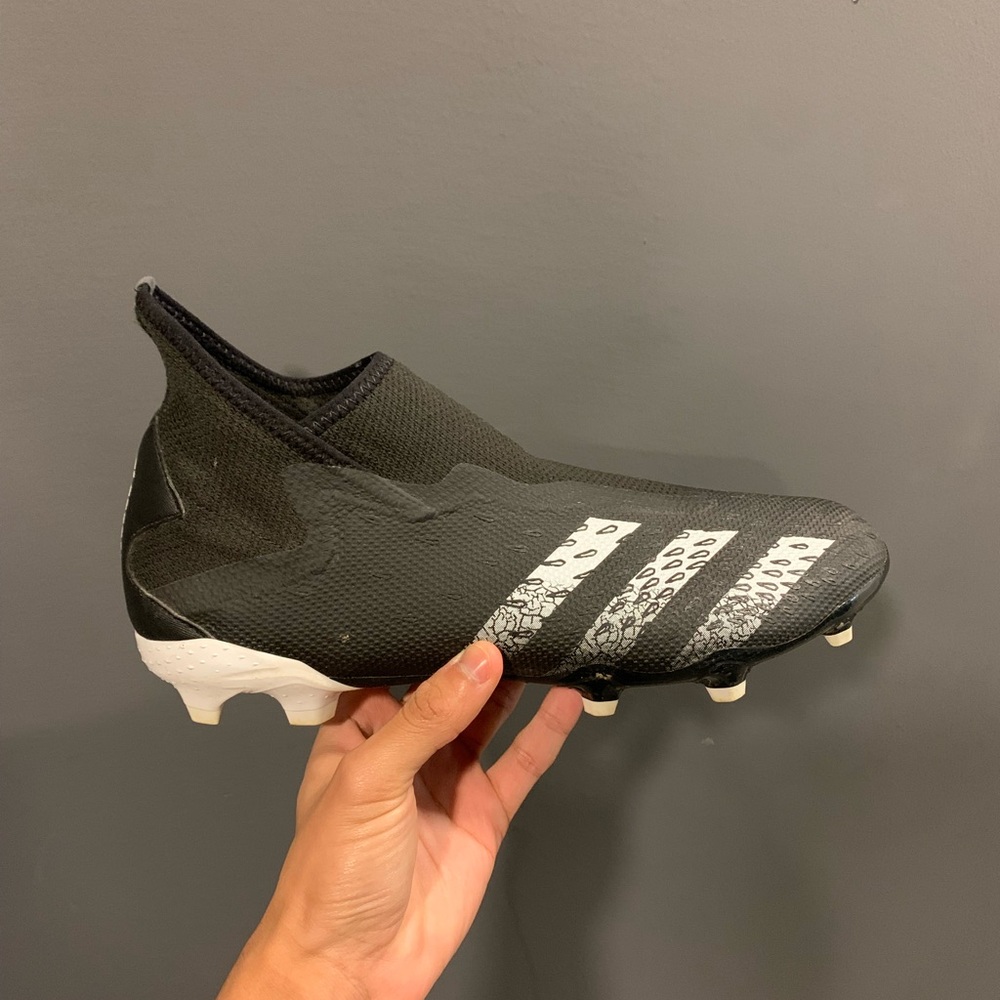 ❌❌SOLD❌❌Adidas Men’s Predator 20.3